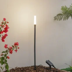 Lámpara LED solar Lindby Balian, negra, aluminio, 3000 K