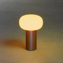 Lámpara mesa LED Antibes IP54 batería, RGBW, óxido