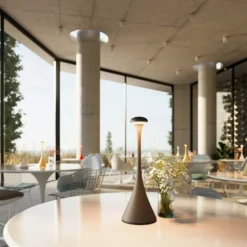 Lámpara mesa LED batería Nudrop IP54, gris grafito