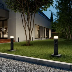 lámpara sobremuro LED Lucande Corban, gris, enchufes, IP44