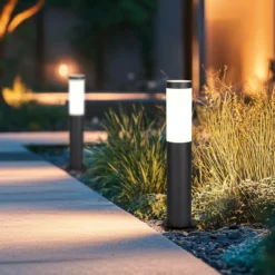 Lámpara sobremuro Trioto, negro mate, altura 45 cm, acero inoxidable