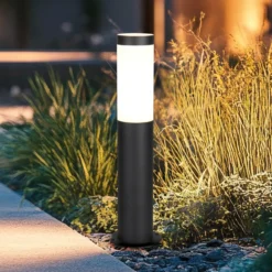 Lámpara sobremuro Trioto, negro mate, altura 45 cm, acero inoxidable