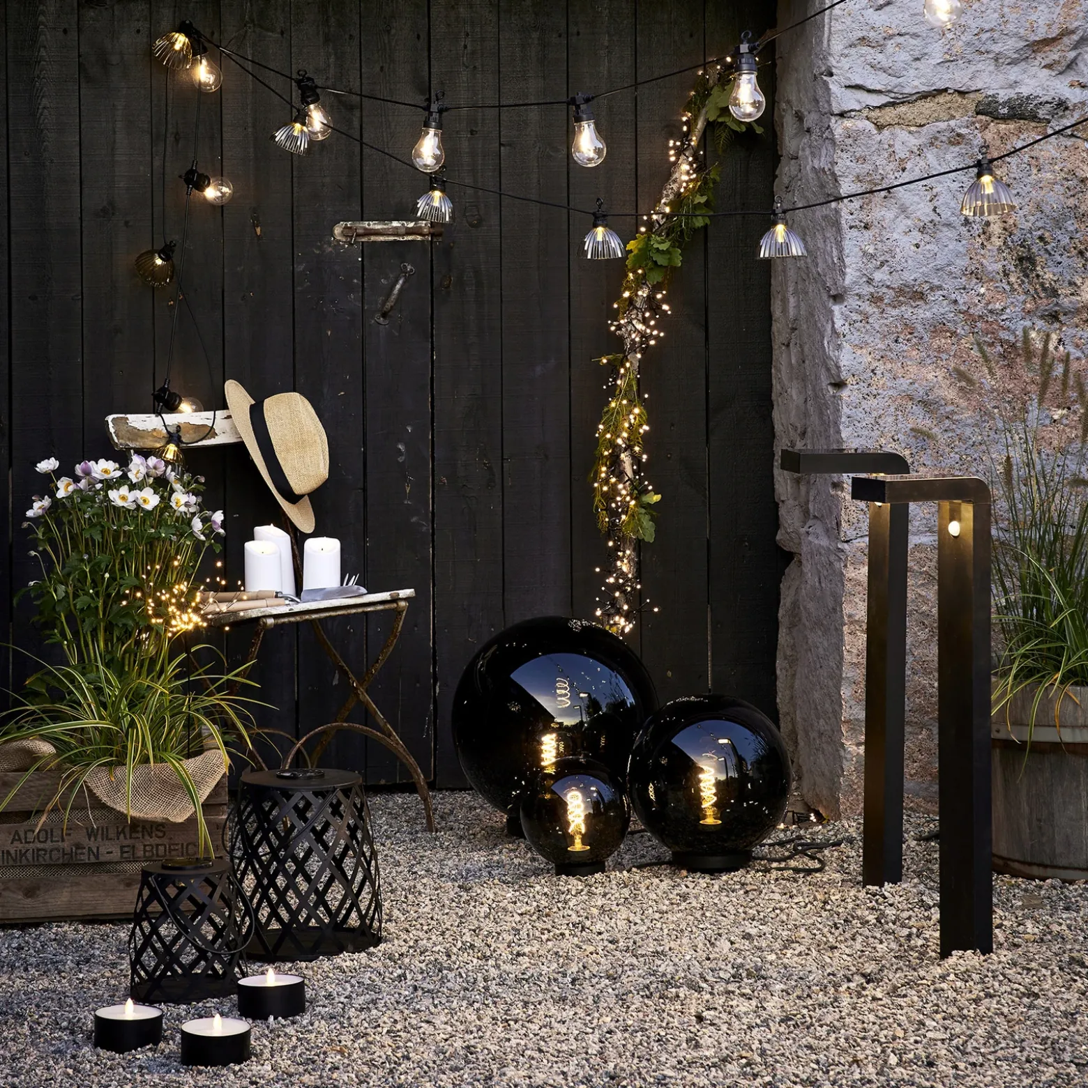 Lámpara solar LED Calabria, rombos, alto 20 cm