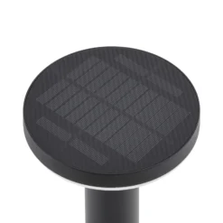 Lámpara solar LED de pie Kalen de PRIOS, negra, 50 cm, con sensor