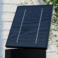 Lámpara solar LED para caminos Lucande Silvan, 100 cm, sensor, antracita