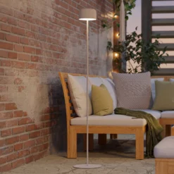 Lámpara solar LED para terraza Roccanova-L, blanca, altura 120 cm