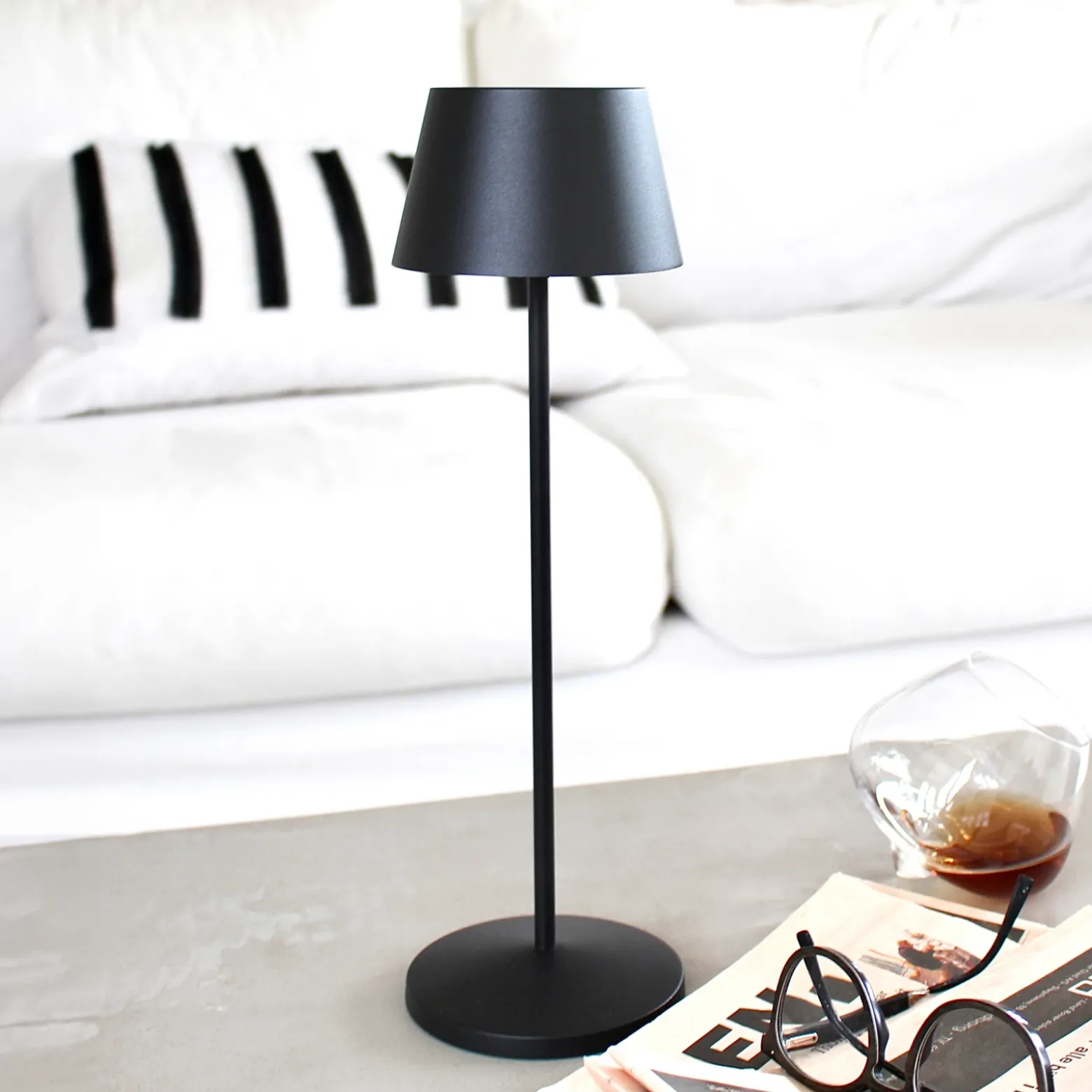 LOOM DESIGN Lámpara LED para terraza Modi negro 36 cm CCT