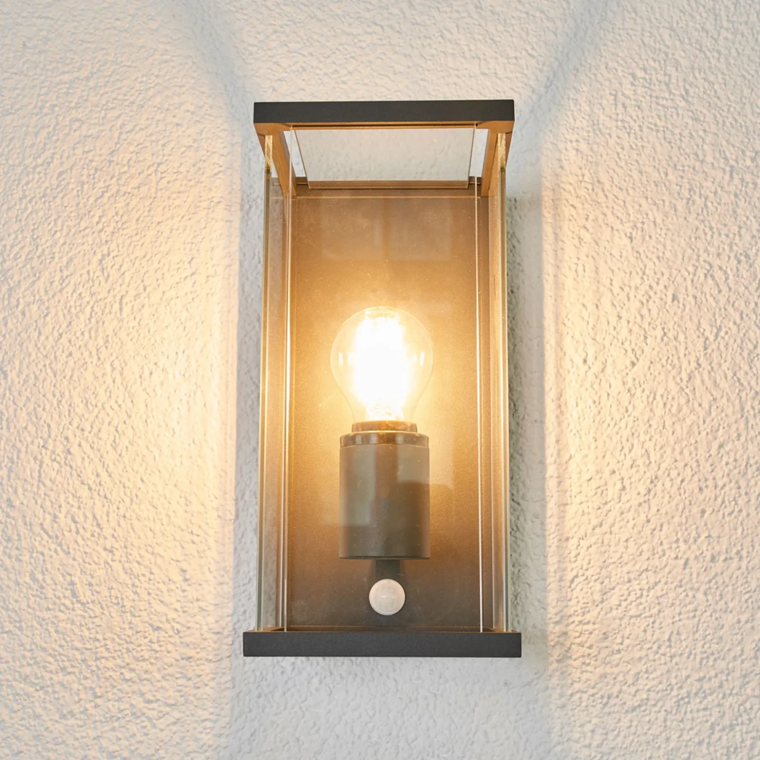 Lucande aplique de exterior Annalea, 29cm, 1 luz, IP54, sensor
