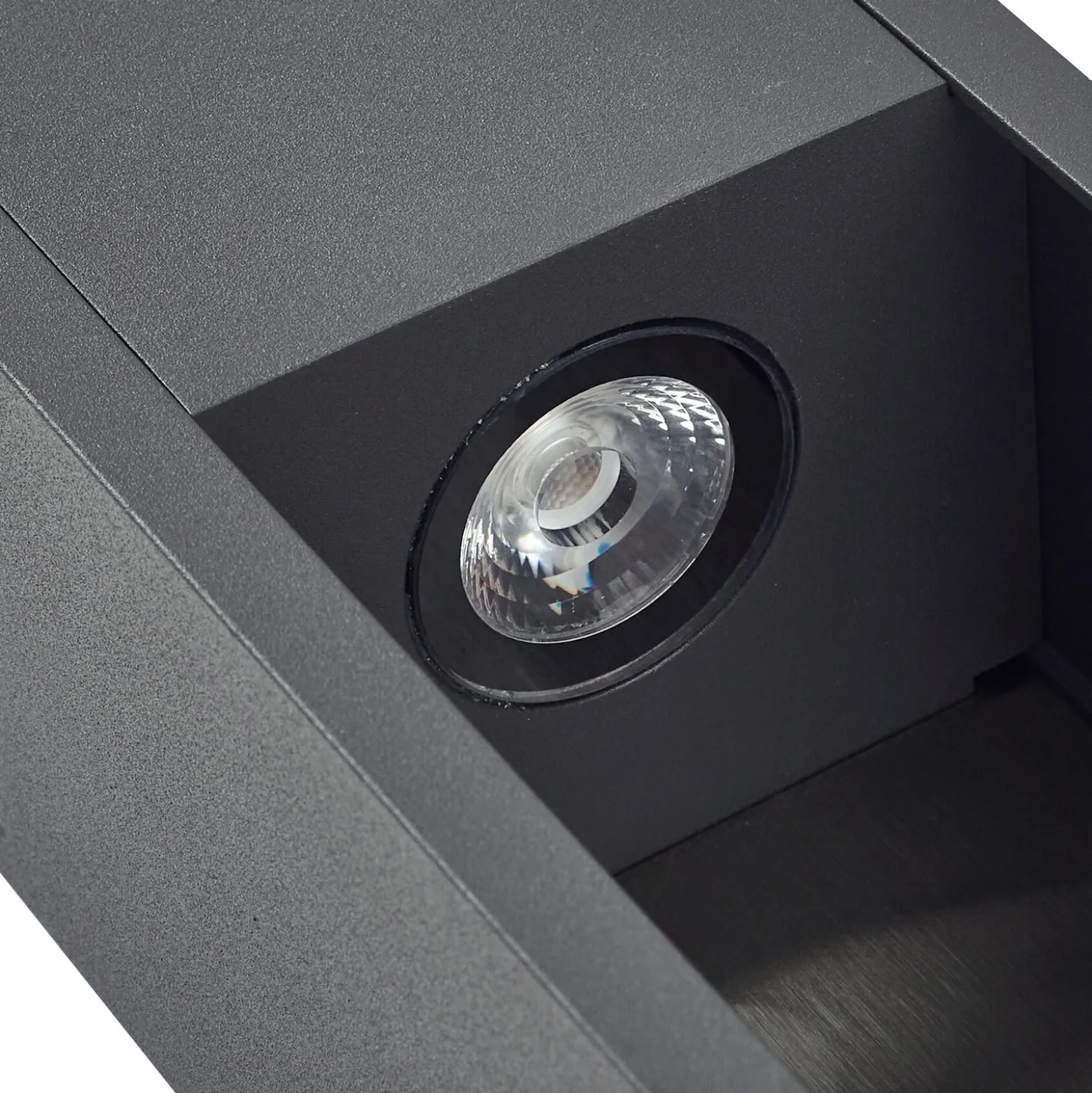 Lucande Aplique de exterior LED Lavrin, negro/gris, aluminio
