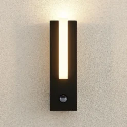 Lucande Aplique LED para exterior Virgalia, detector de movimiento, IP54