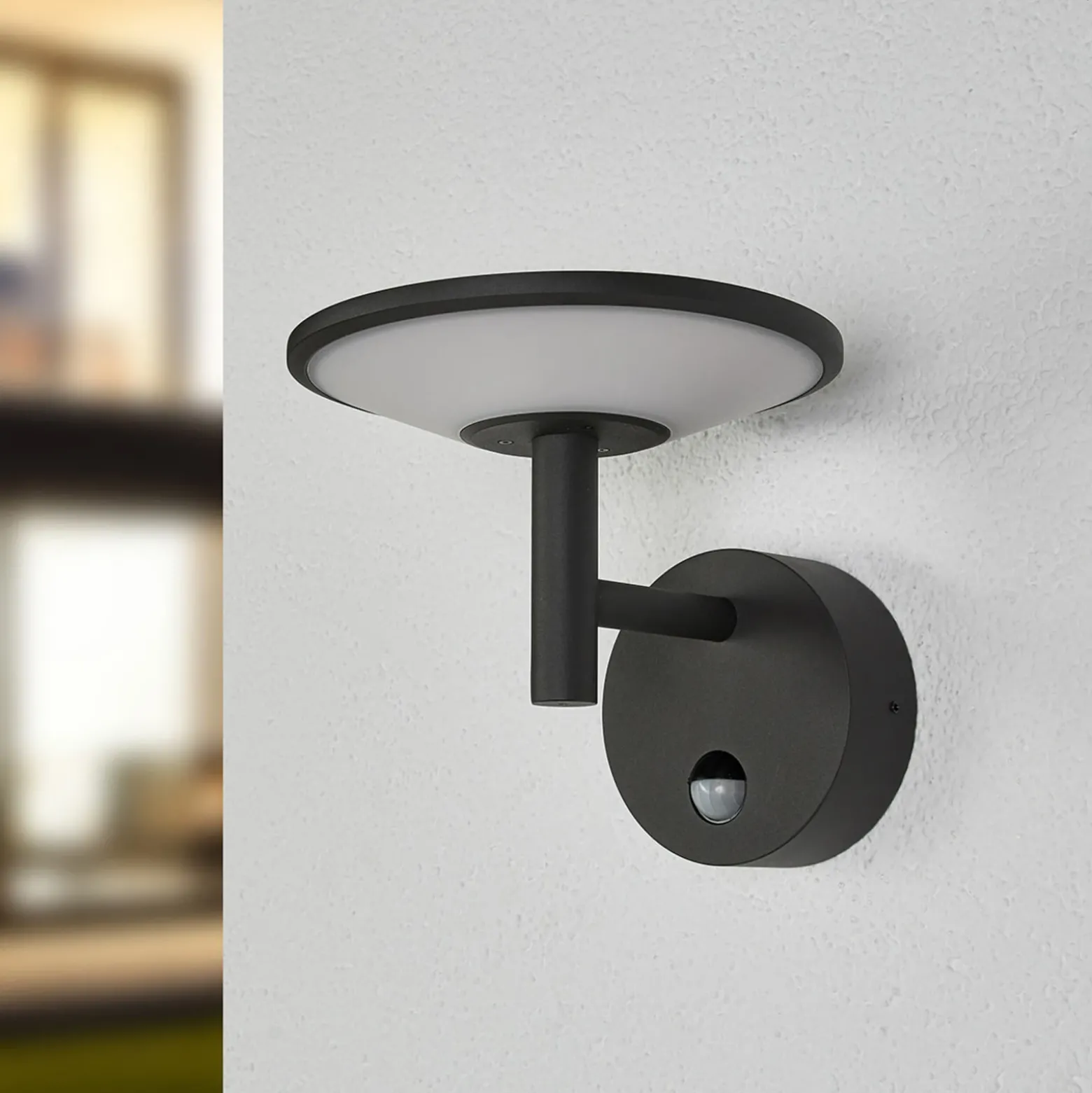 Lucande Aplique LED para exterior Fenia, sensor, IP54, antracita