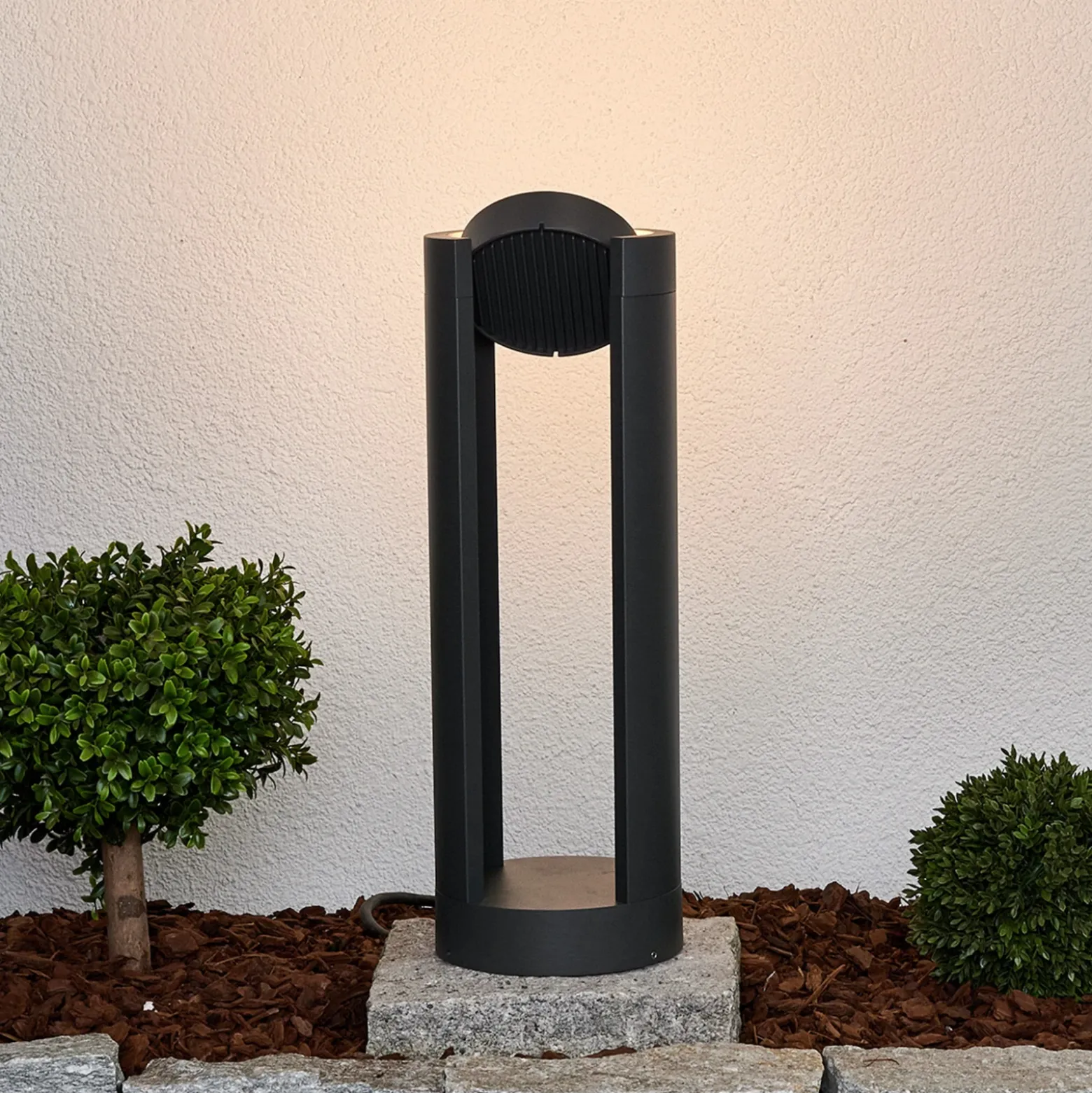 Lucande Baliza LED Dylen, gris, metal, 50 cm, IP65