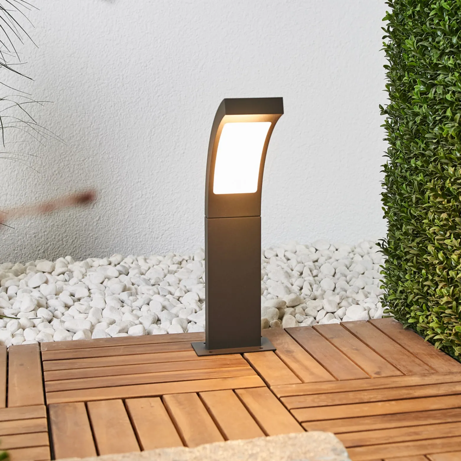Lucande Baliza LED Juvia, 40 cm, antracita, IP54