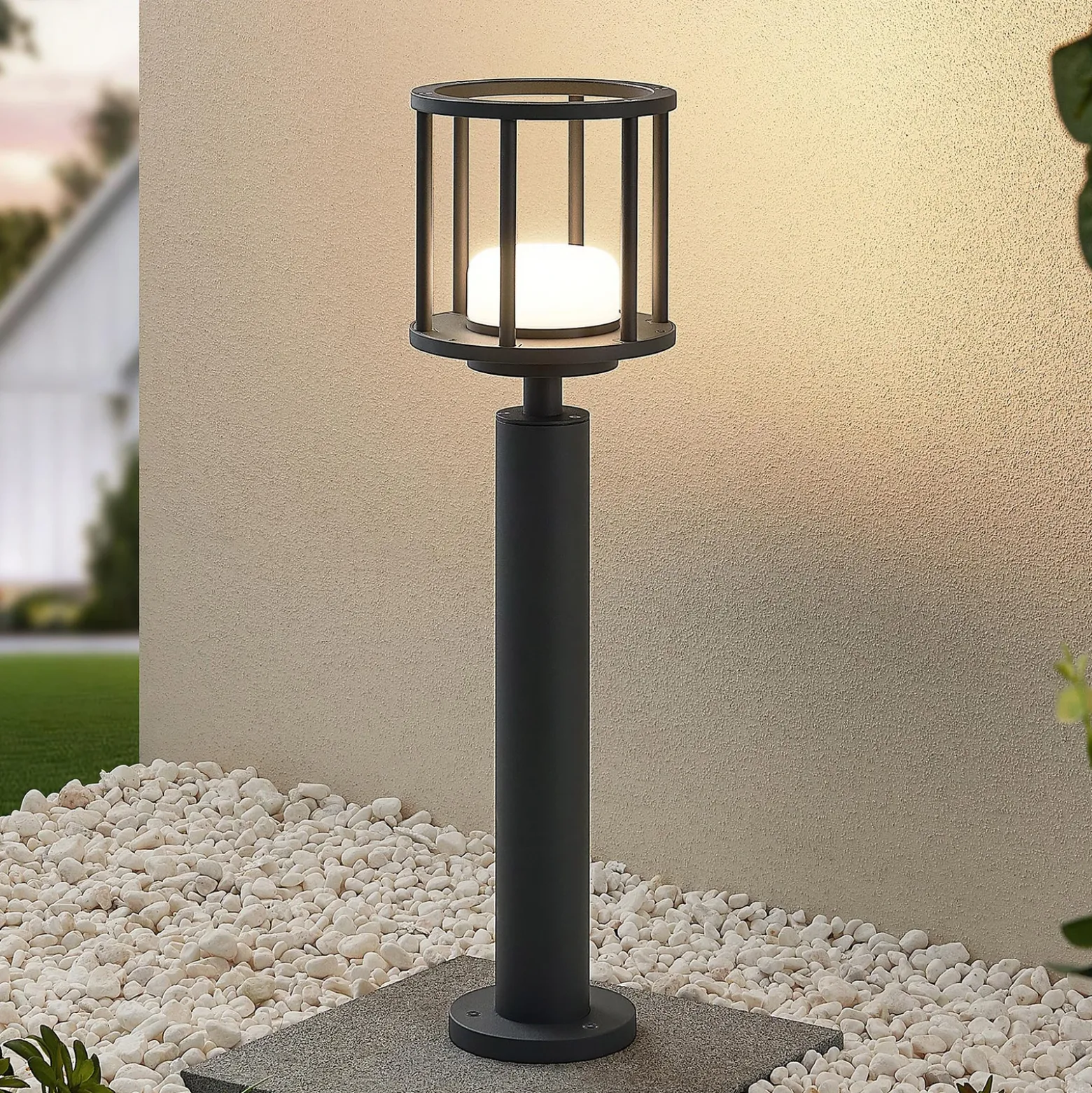 Lucande Bolardo luminoso Berenike, 60 cm, gris oscuro, metal, GX53