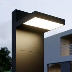 Lucande Bolardo luminoso LED Silvan, 65 cm, antracita, metal