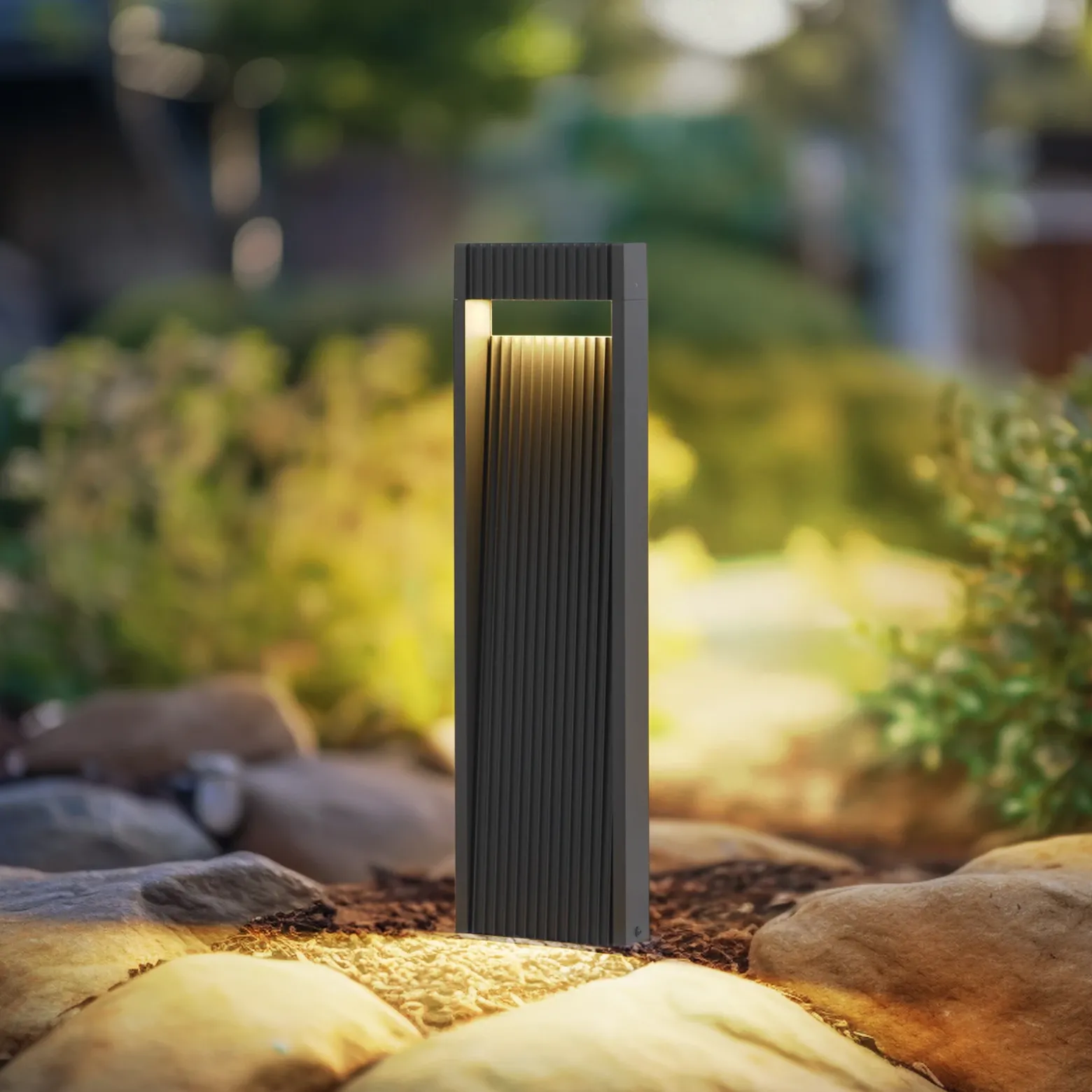 Lucande, bolardo luminoso LED Tavion, 60 cm, antracita, IP65