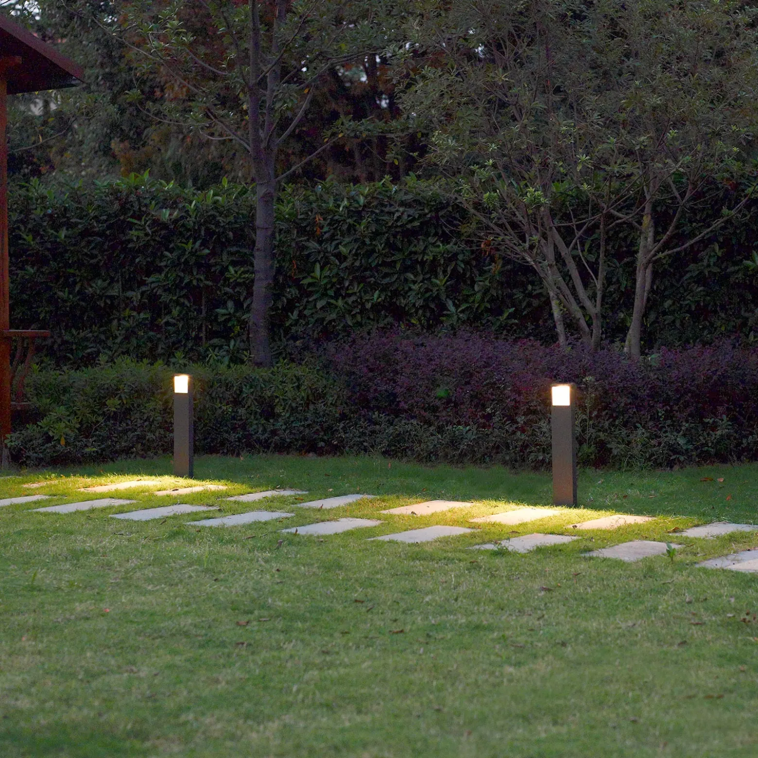 Lucande Bolardo luminoso LED Leya, 65 cm, antracita, metal, IP54