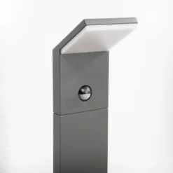 Lucande, bolardo luminoso LED Nevio, sensor, 100 cm, antracita