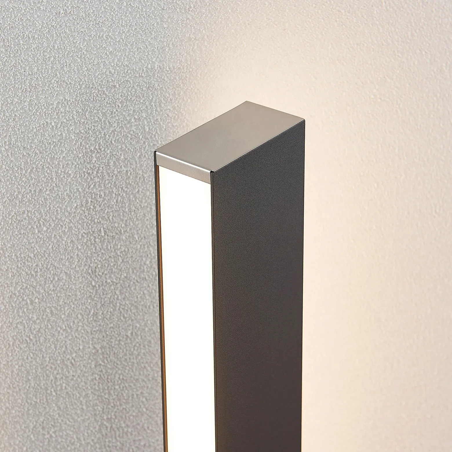 Lucande Bolardo luminoso LED Aegisa, 80 cm, antracita, metal, IP54