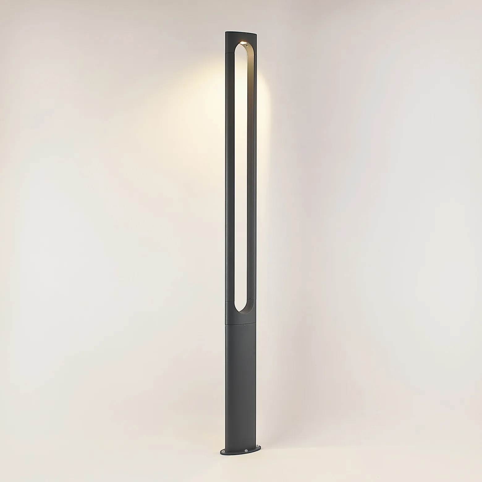 Lucande Dovino farola LED, 200 cm