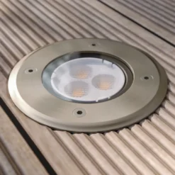 Lucande Lámpara de suelo LED empotrable Ava, Ø 12 cm, redonda, IP67