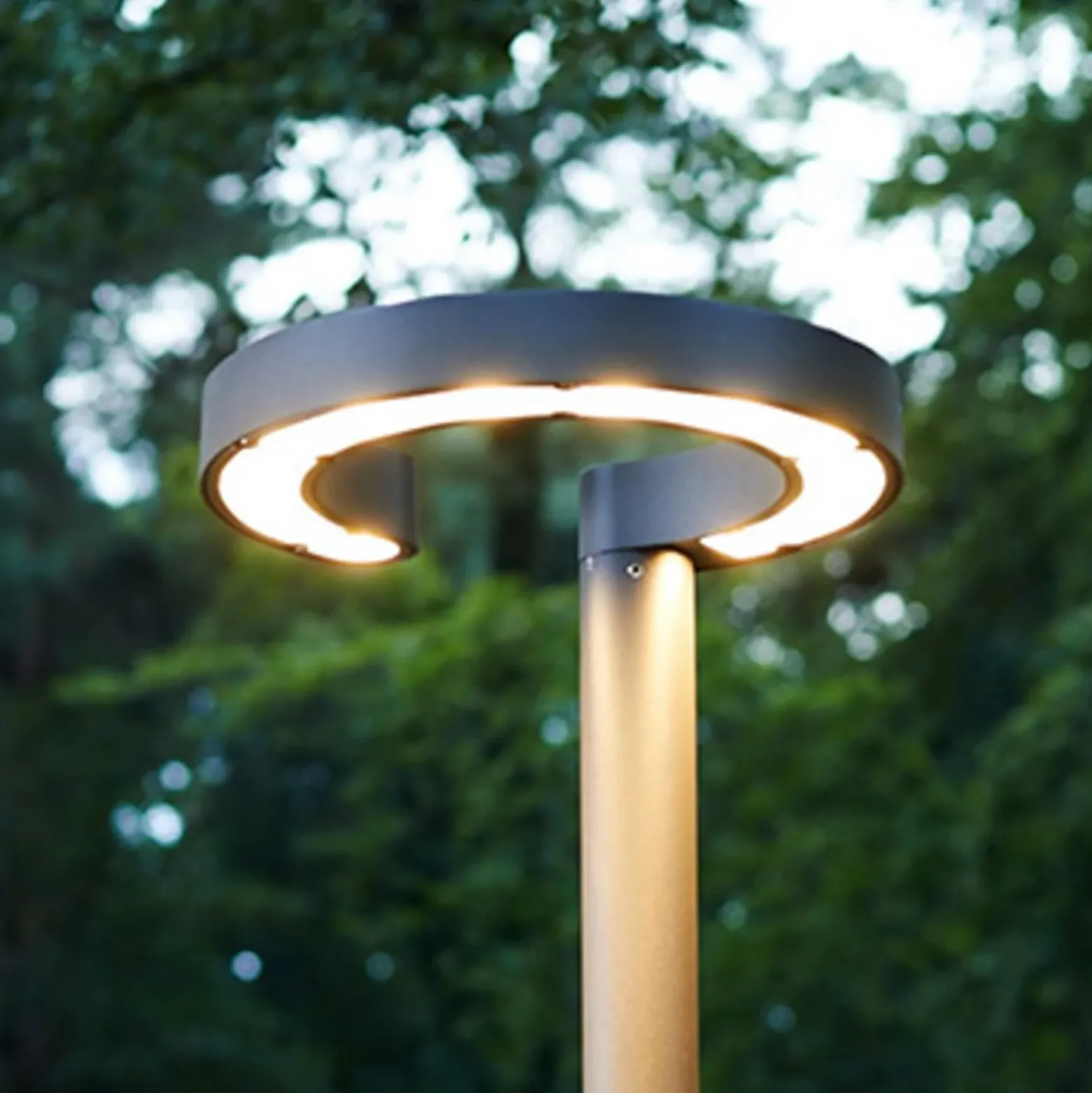 Lucande Lámpara exterior LED Jannis, antracita, metal, 200cm