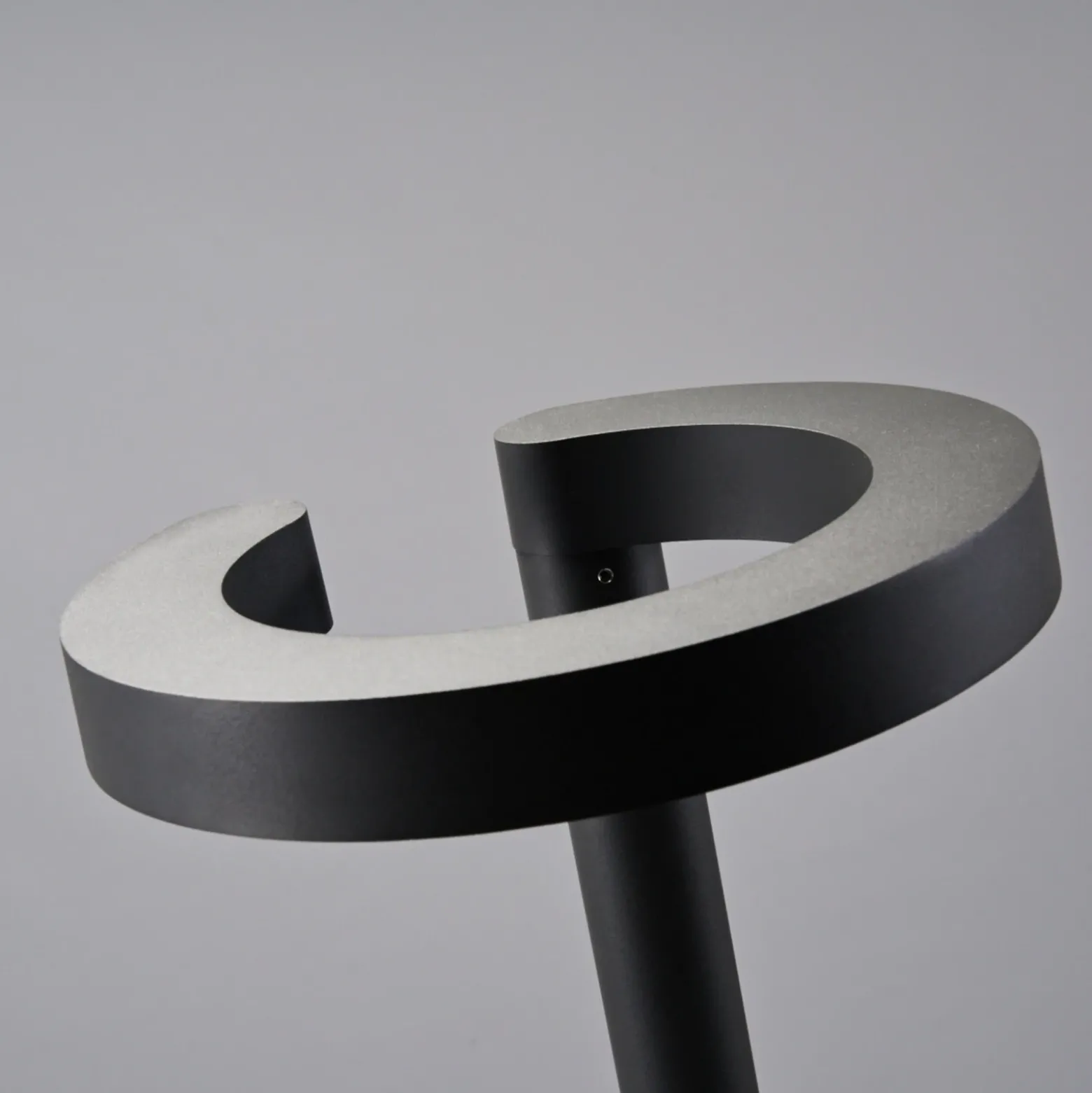 Lucande Lámpara exterior LED Jannis, antracita, metal, 200cm