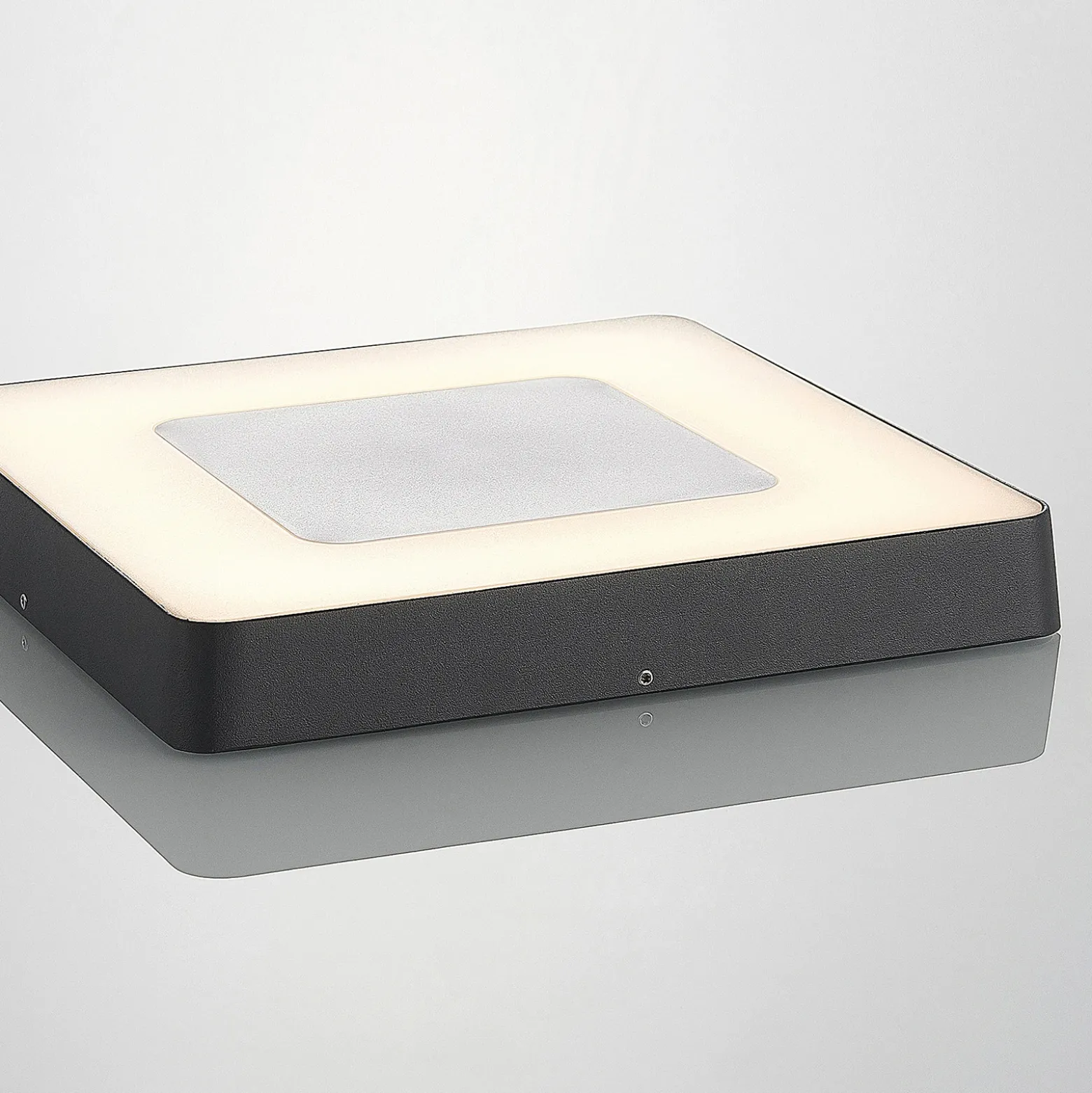 Lucande Lámpara LED de techo para exterior Sora, angular, con sensor, IP54