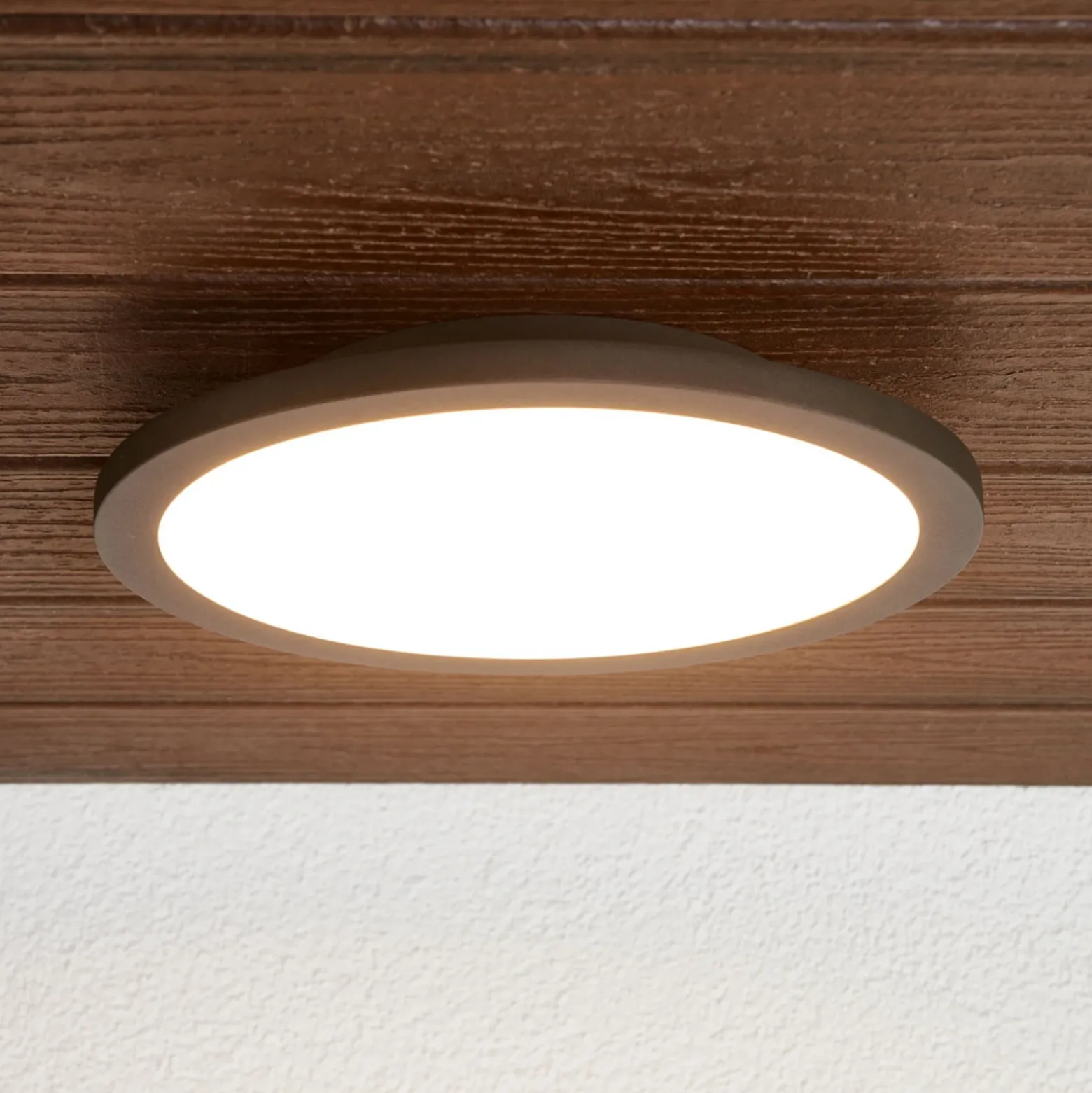 Lucande, lámpara LED de techo para exterior Malena, detector de movimiento, IP65
