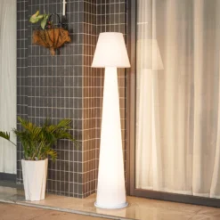 Lucande Lámpara LED para terraza con batería Gauri, blanca, 153 cm, IP44