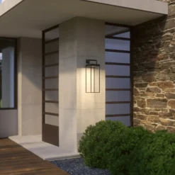 Lucande Lámpara LED solar Lynzy, 58 cm, negra, metal, IP65