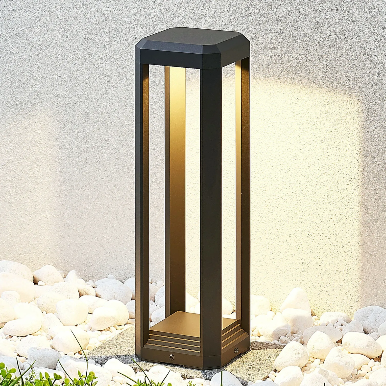 Lucande Lámpara sobremuro LED Fery, antracita, metal, 50 cm, IP65
