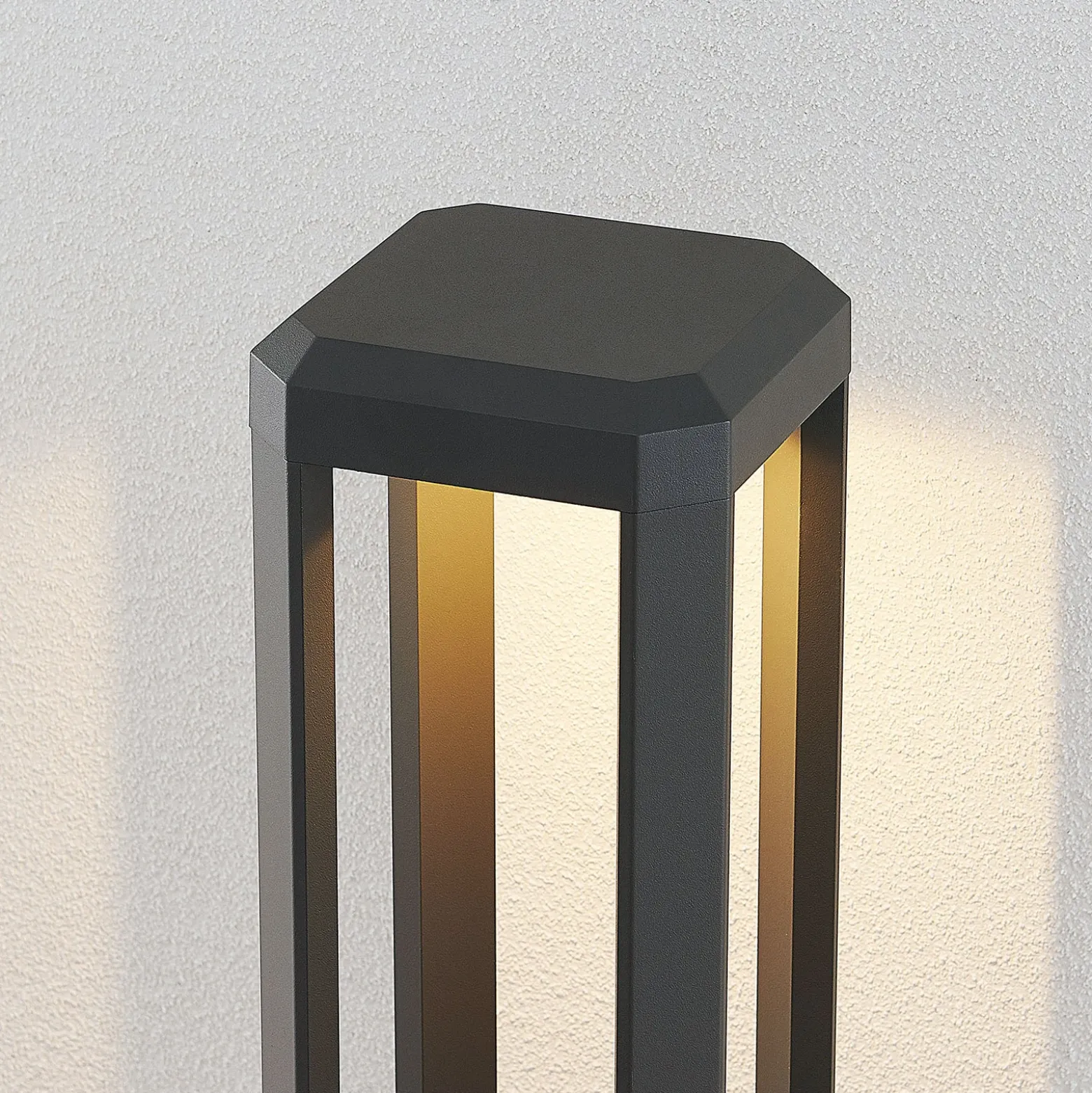 Lucande Lámpara sobremuro LED Fery, antracita, metal, 50 cm, IP65