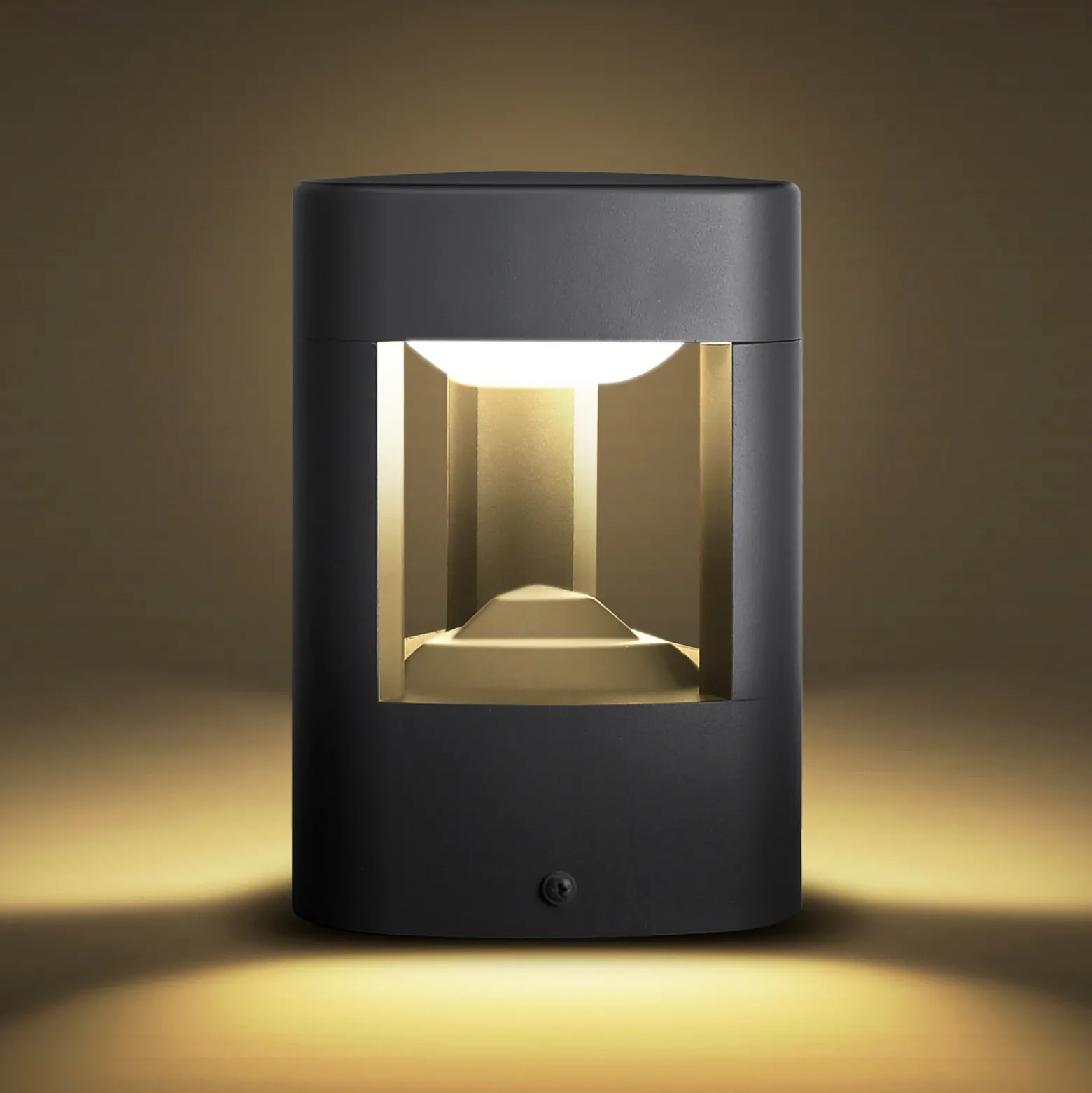 Lucande lámpara sobremuro LED Pirron, 20 cm, triangular, IP54