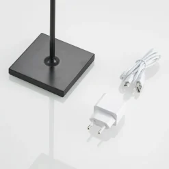 Lucande Patini lámpara de mesa LED exterior, negro