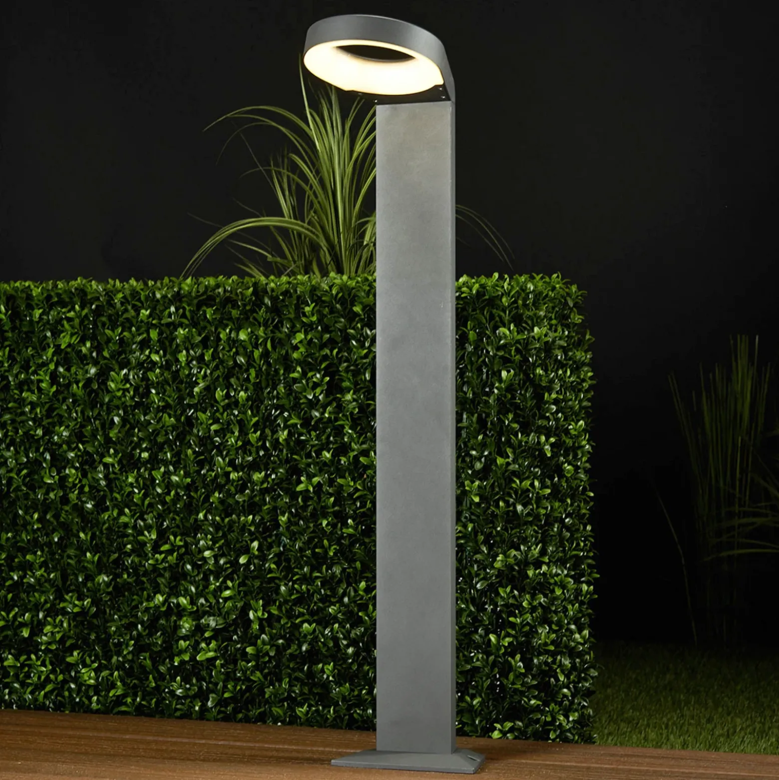 Moderno bolardo luminoso LED Jarka