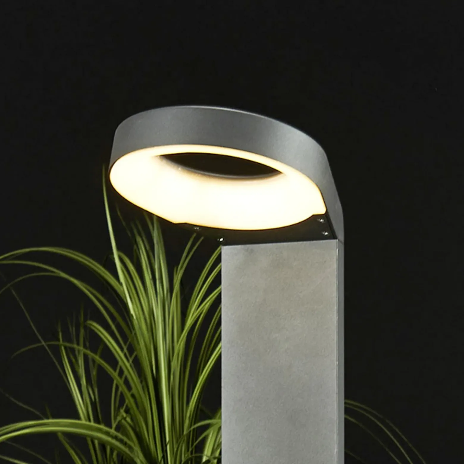 Moderno bolardo luminoso LED Jarka