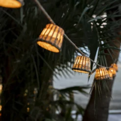 Newgarden Aurora cadena de luces LED solar