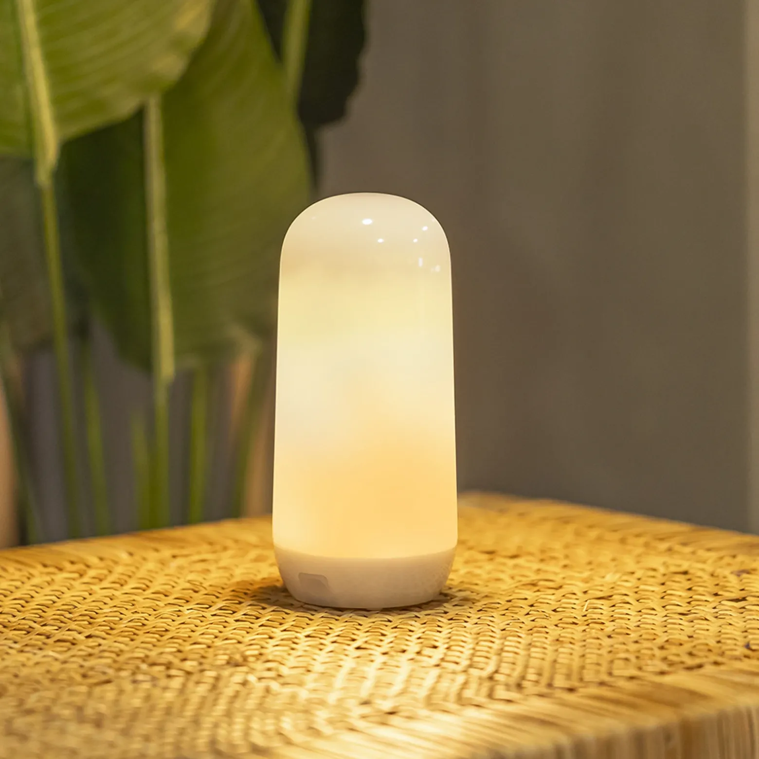 Newgarden Candy lámpara de mesa LED efecto llama