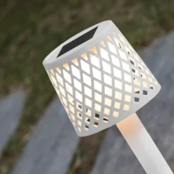 Newgarden Lámpara LED solar Gretita, blanca, pincho de suelo, juego de 4