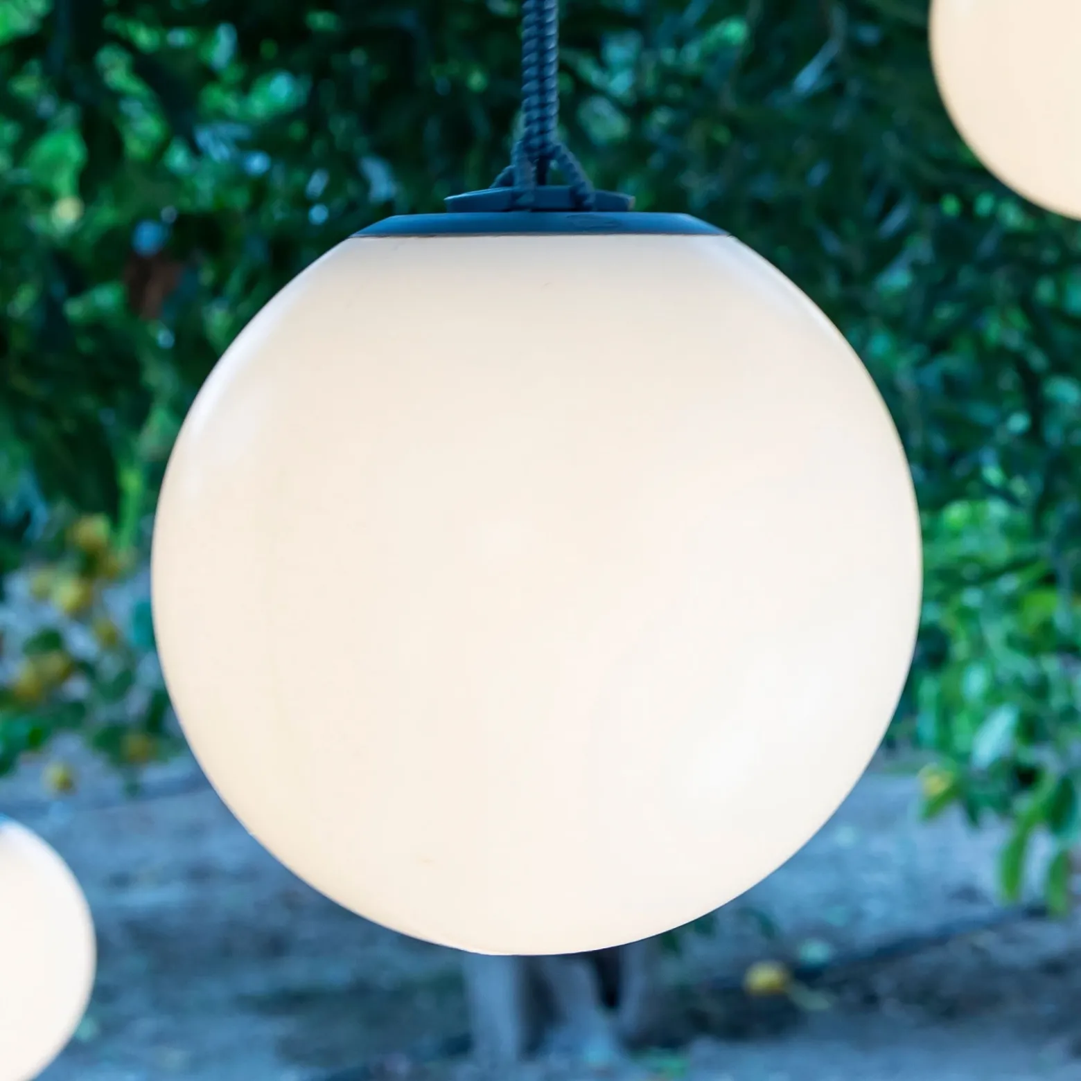 Newgarden Norai lámpara decorativa LED con batería recargable, gris