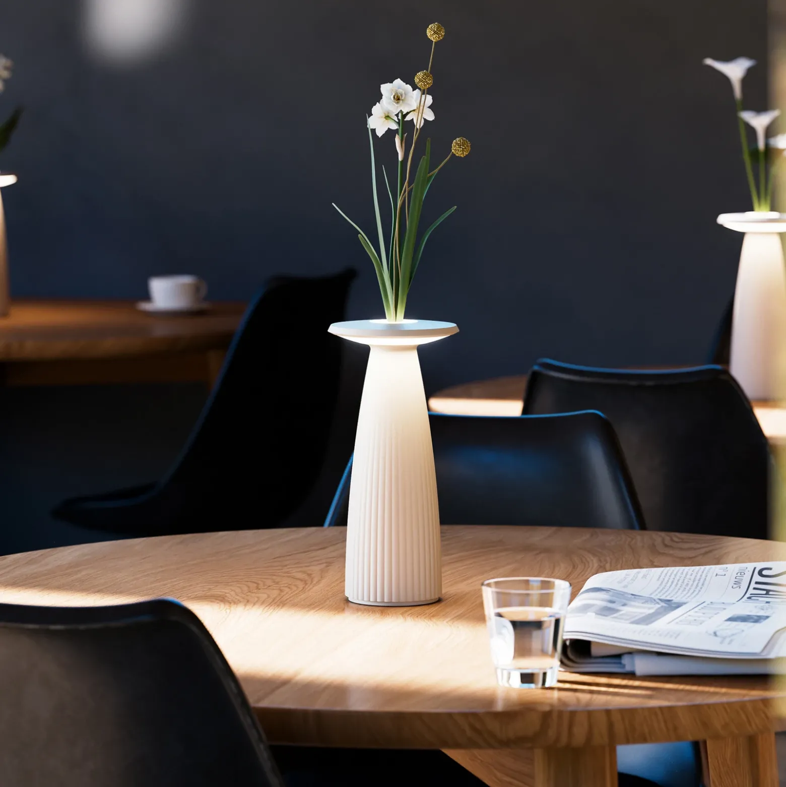 Nuflair lámpara de mesa LED recargable, beige, IP54, atenuable, 24 cm