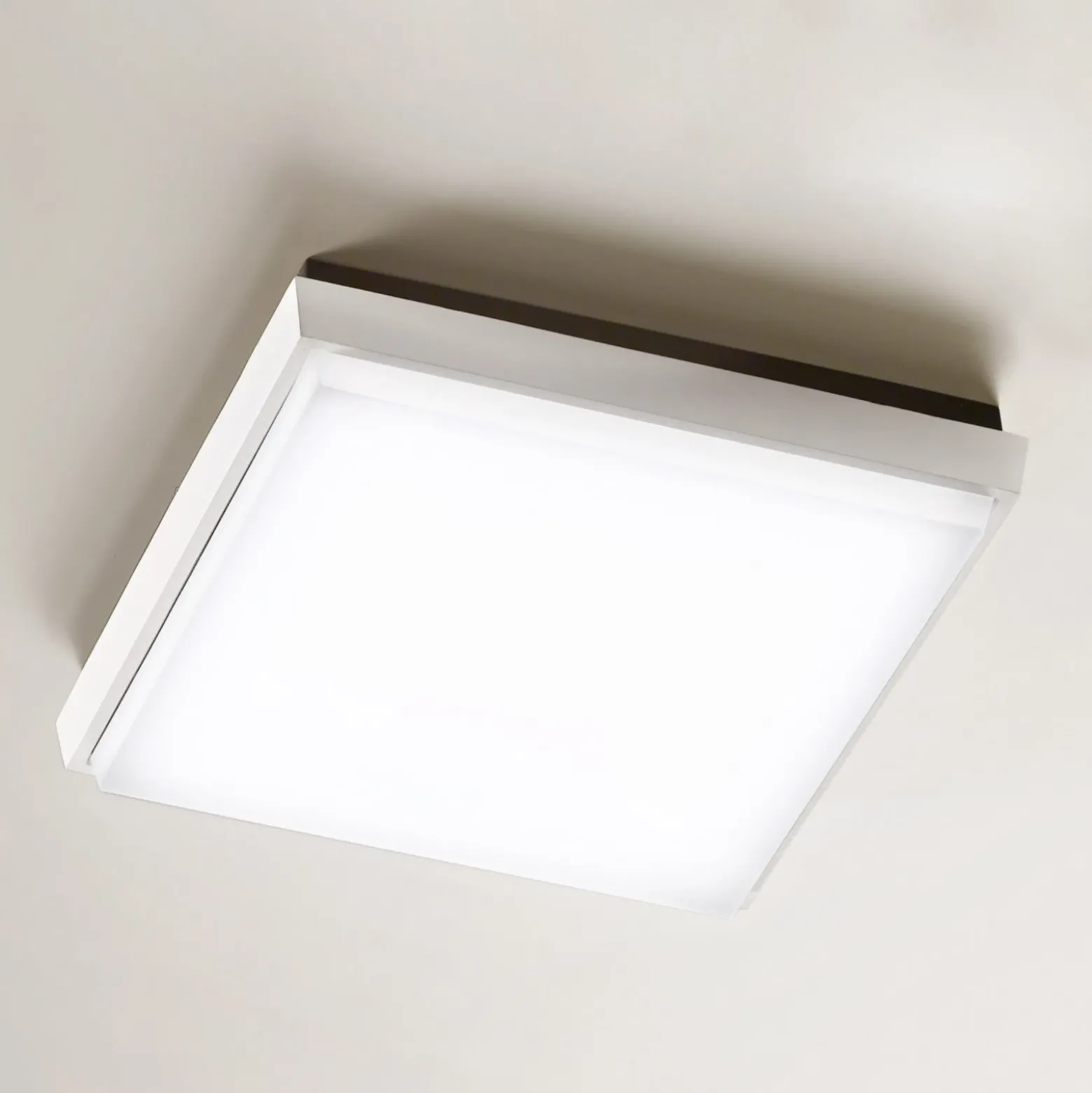 Plafón LED para exterior Desdy, 24x24 cm, blanco