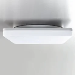 Plafón LED Pronto, angular, 33 x 33 cm