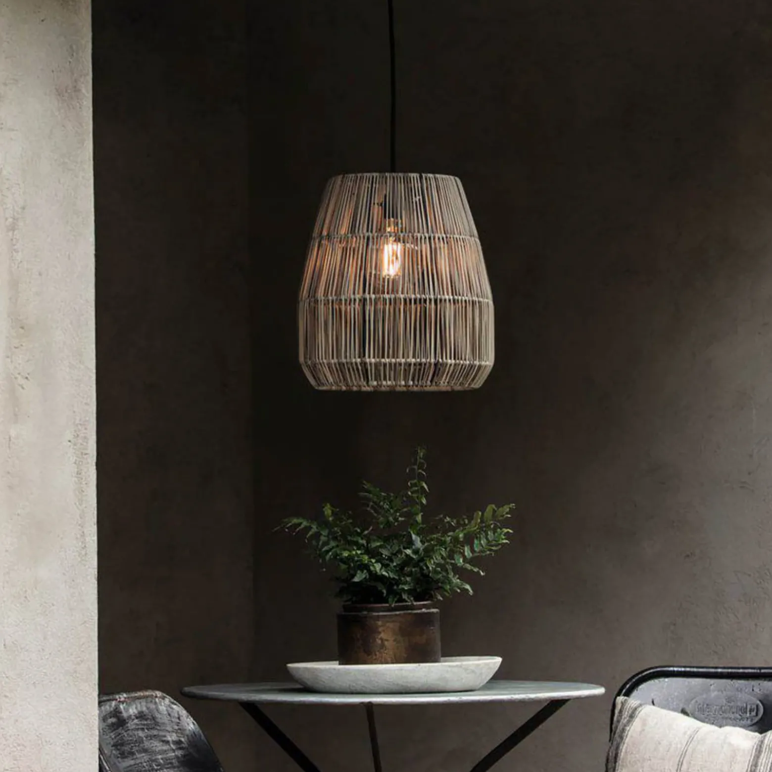 PR Home lámpara colgante exterior Saigon, gris, Ø 28 cm, cable 2,5m