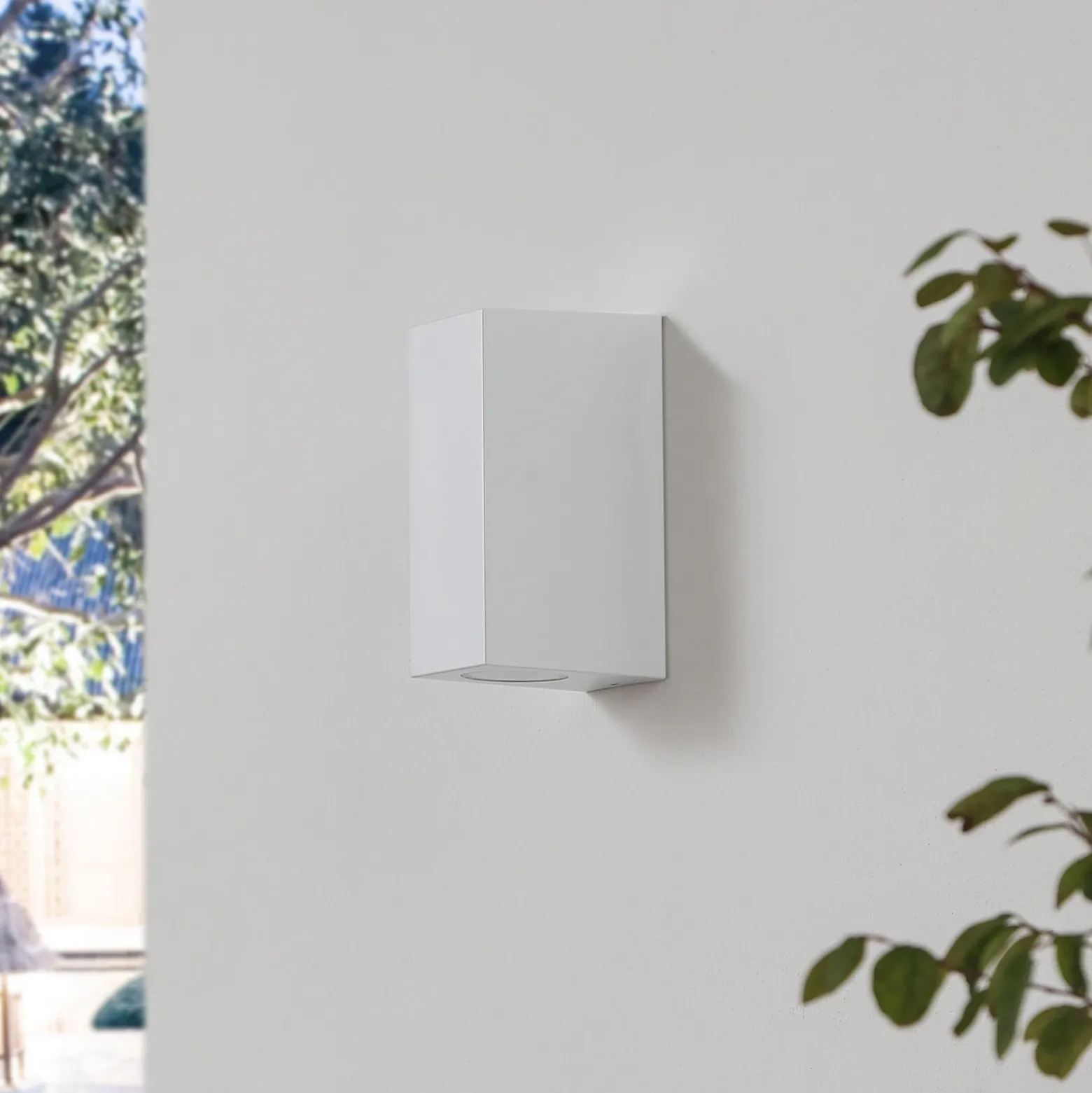 Prios Irfan aplique de exterior angular blanco 15,5 cm