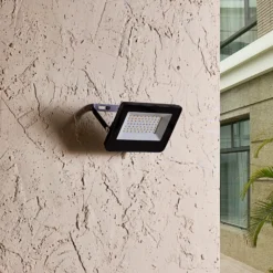 Prios Liezel Foco exterior LED 30 W RGBW Tuya