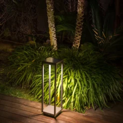 Saura baliza LED solar con detector de movimiento