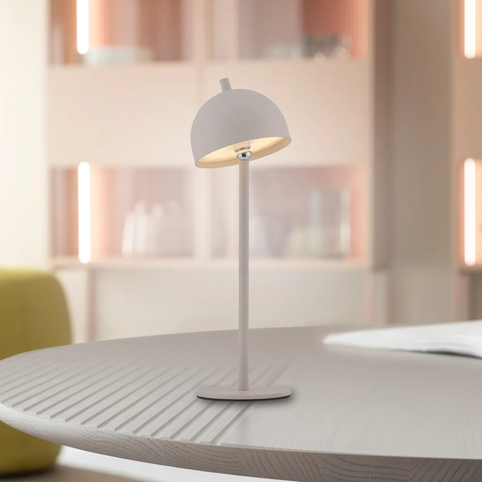 SCHÖNER WOHNEN Lámpara de mesa LED recargable Bellies, brisa de arena, IP54