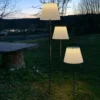 Solini lámpara LED con pica, blanca/plateada, altura 90 cm